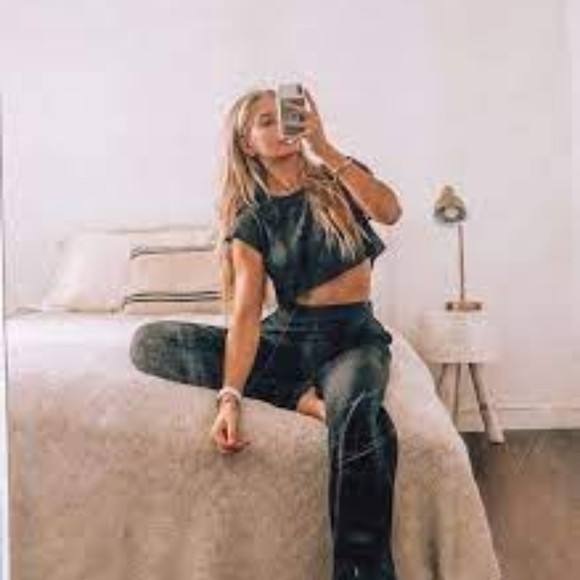 sara_milton67l